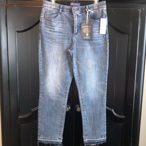 Democracy NWT Size 10 AbSolution High Rise Skinny Raw Hem Jean
